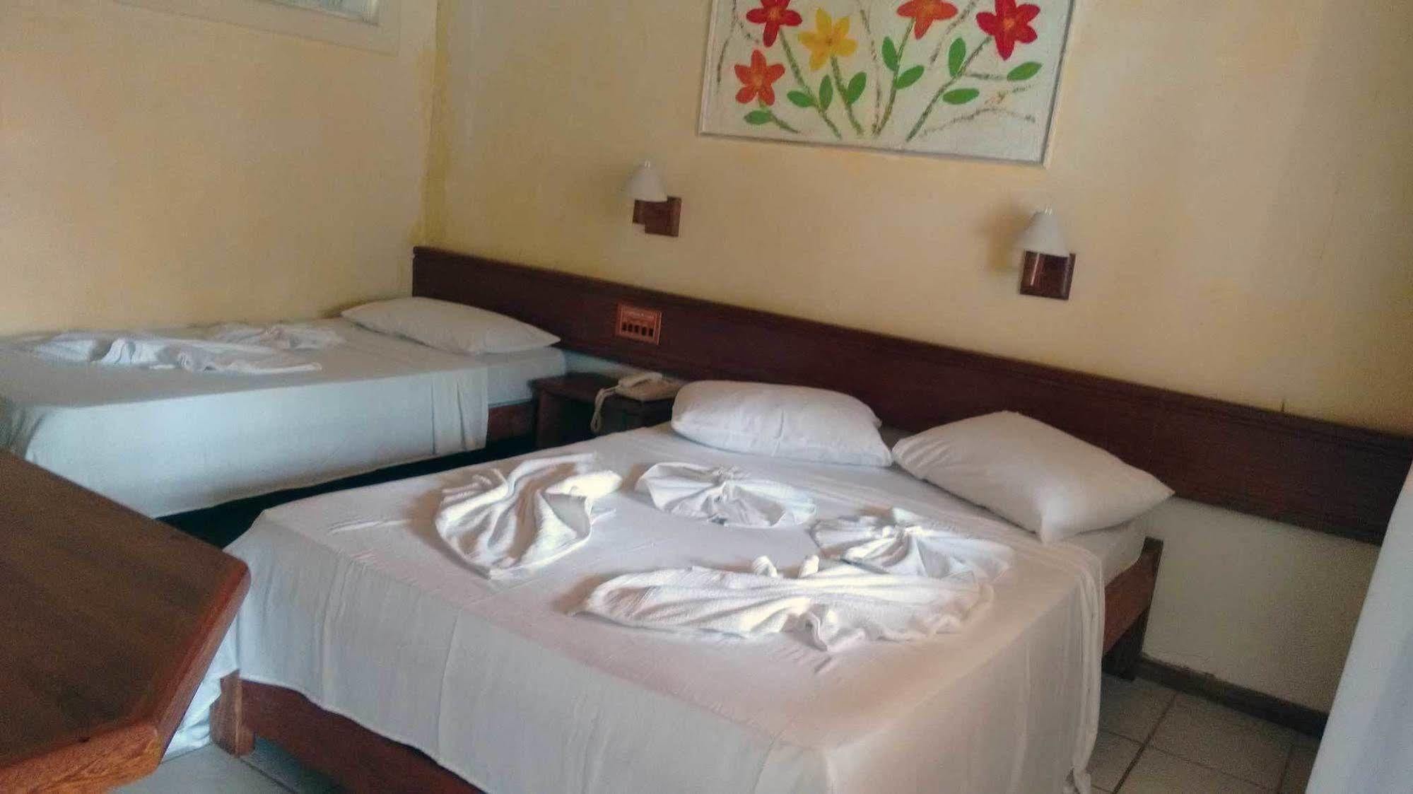 Hotel Pousada Castanheiras Do Village Porto Seguro Exteriör bild